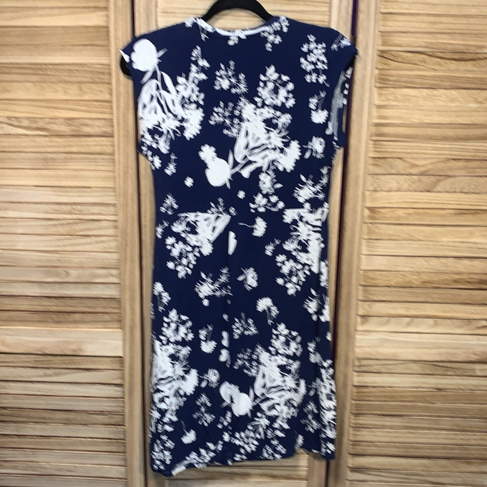 Liz Claiborne Dress Womens Navy Blue White Floral Sleeveless Wrap Petite Small - Picture 5 of 9